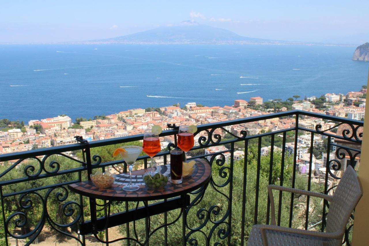 Casa Vacanze Chery Sorrento Exterior photo