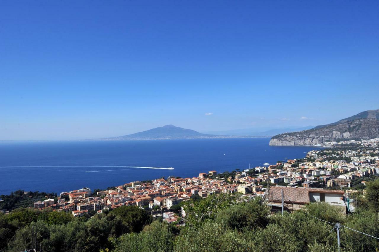 Casa Vacanze Chery Sorrento Exterior photo