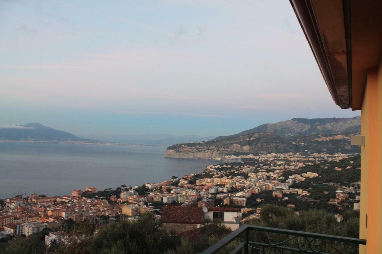 Casa Vacanze Chery Sorrento Exterior photo